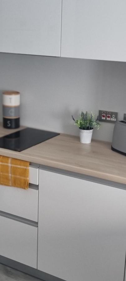 The Hub Gibraltar Appartement Buitenkant foto